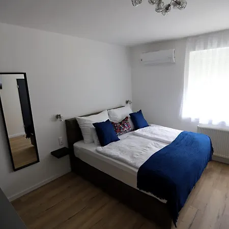 Natali Apartmanhaz *