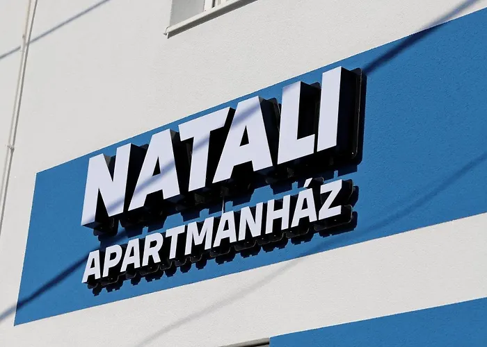 アパート Natali Apartmanhaz