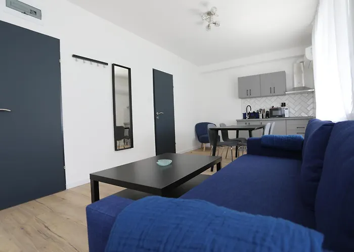 アパート Natali Apartmanhaz *