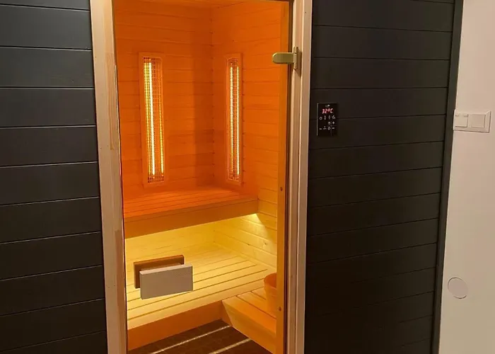 Natali Apartmanhaz * エゲル