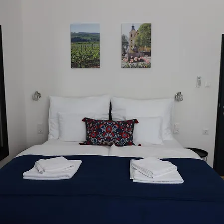 Апартаменты Natali Apartmanhaz Эгер