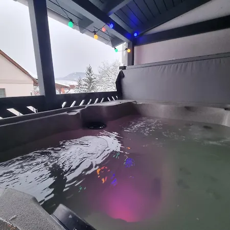 Natali Apartmanhaz Lejlighed Eger