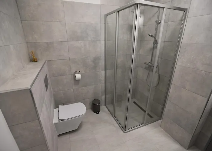 Natali Apartmanhaz Lägenhet Eger